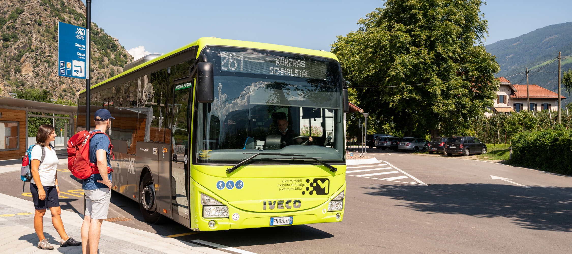 Italien-Trentino_Suedtirol_Alto_Adige_Merano_Meran_Mobilität_Bus_IDM_Südtirol_Marketing_Nachhaltigigkeit_MT30375_1