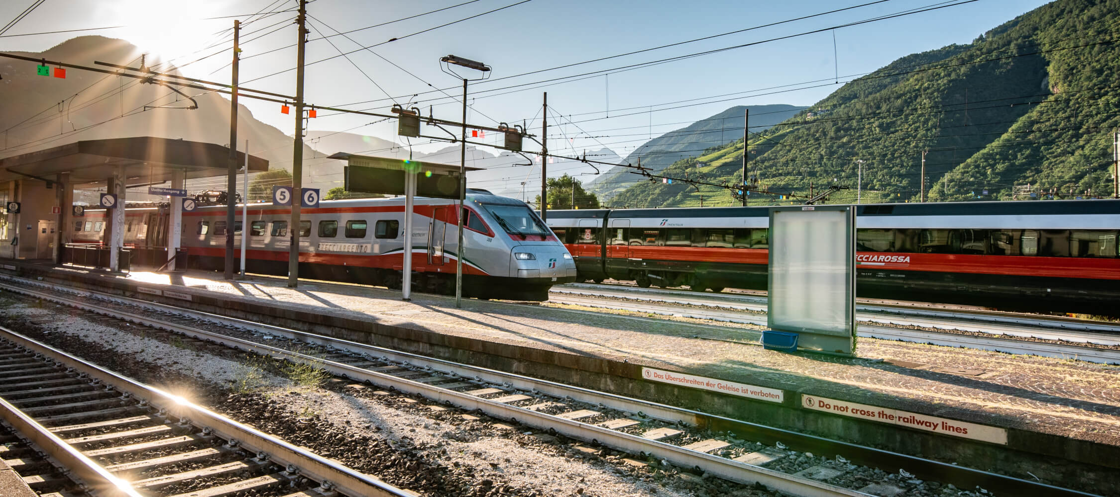 Italien-Trentino_Suedtirol_Alto_Adige_Merano_Meran_Mobilität_Zug_IDM_Südtirol_Marketing_Nachhaltigigkeit_MT14783